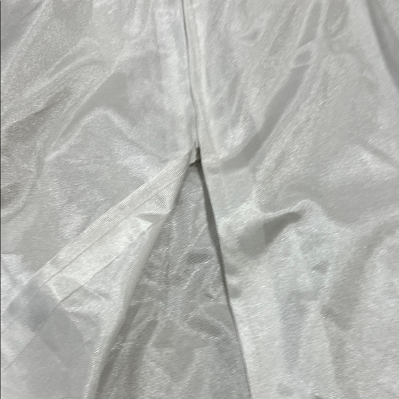 Elegant White Satin Men's Graduation Robe - Picture 3 of 5